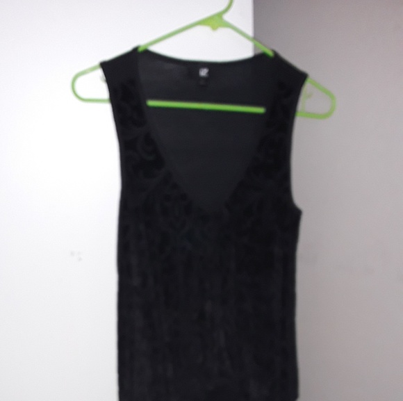 Tank - Picture 2 of 4